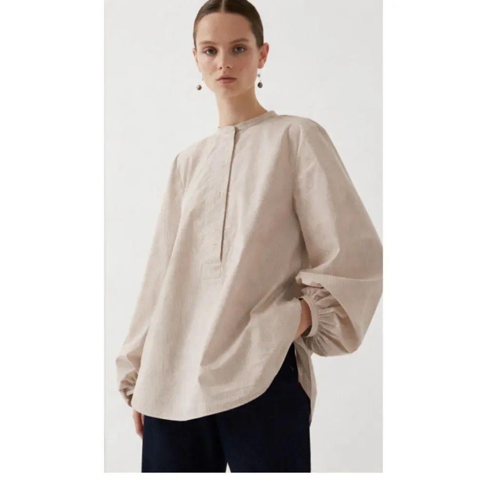 COS Minimalist Peasant Cream Balloon-Sleeve Button-Neck Blouse Size 2~ Pristine